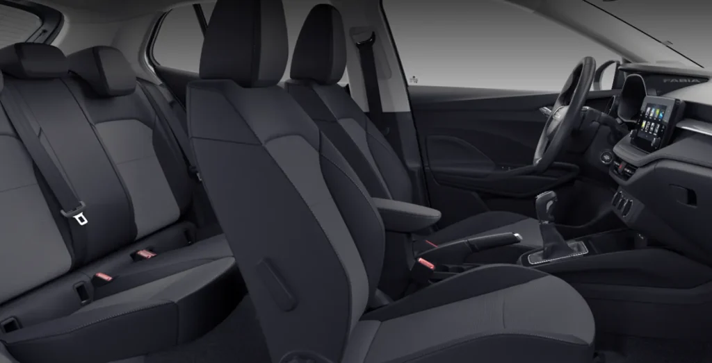 Skoda-Fabia-1.0-TSI-DSG-Selection-interior-trasera-2.webp