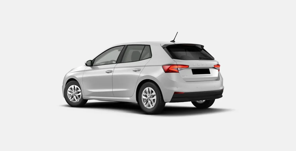 Skoda-Fabia-Selection-1.0-MPI-59kW-80CV-blanco-trasera-1.webp