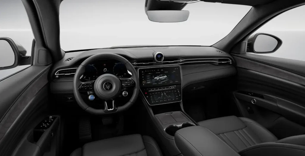 MASERATI-Grecale-L4-MHEV-AWD-interior-delantera-2.webp