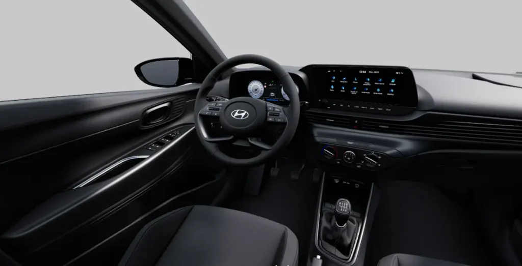 Hyundai-i20-1.0T-Black-Line-90cv-MY26-interior-delantera-1.webp